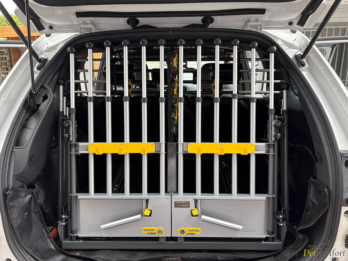 Mimsafe variogate geïnstalleerd in een auto