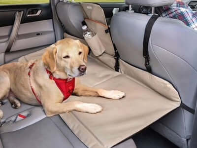 Petcomfort-backseat-bridge-demo-1