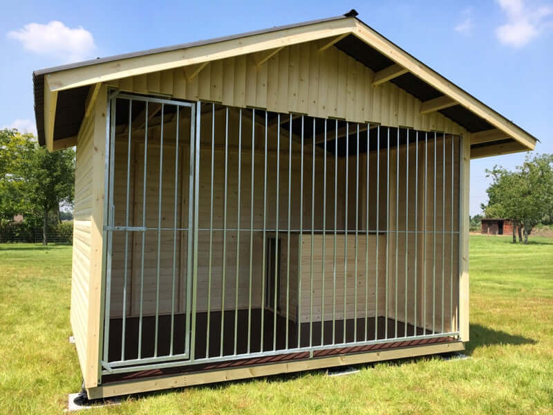 Petcomfort hondenhut met puntdak van 3x2m